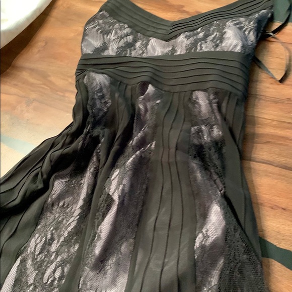 LOFT Dresses & Skirts - Loft lace dress LOFT Dresses & Skirts - Loft lace dress